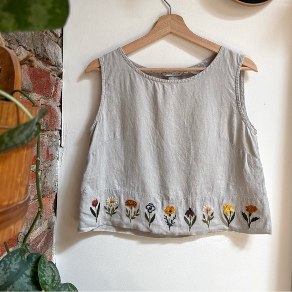 Linenfox Tops - Linenfox Hand-Embroidered Floral Crop Tank